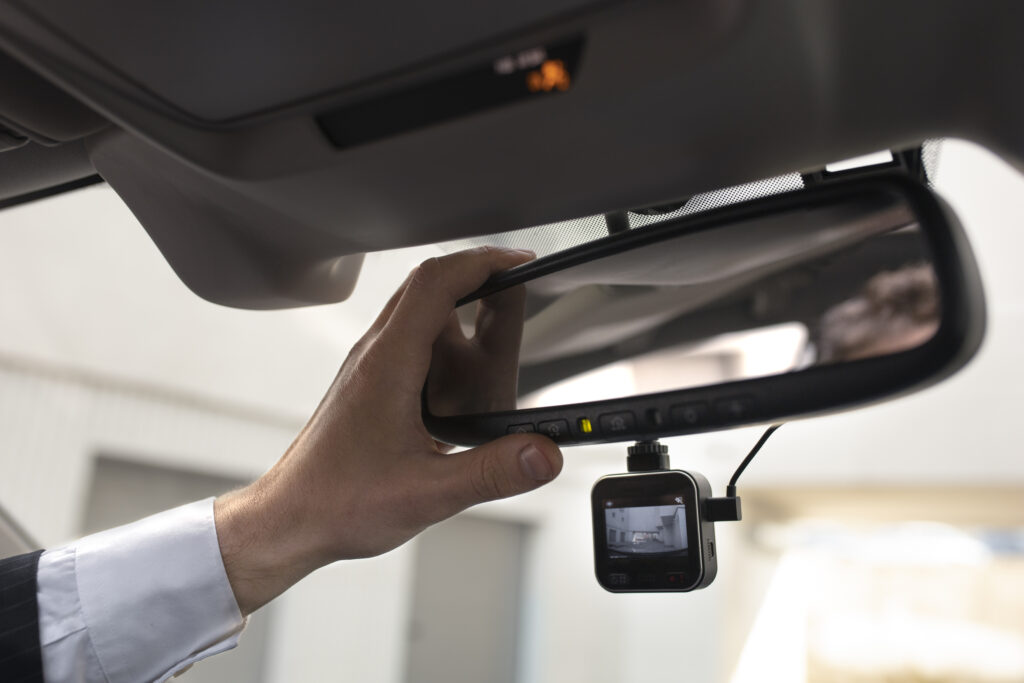 dashcam mobil terbaik