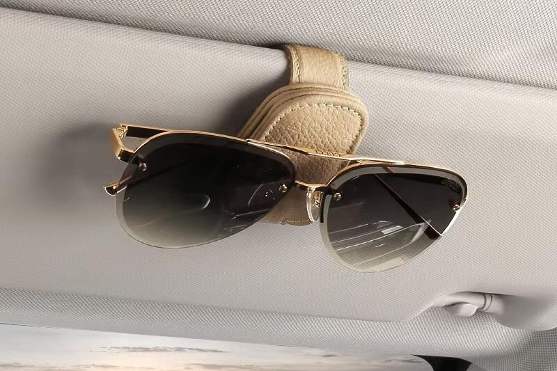 aksesoris mobil sun glasses clip sun visor